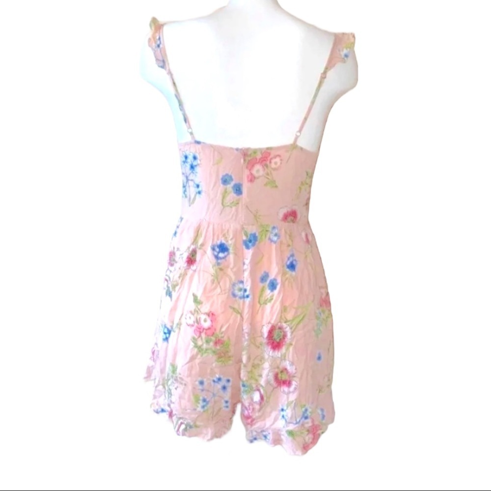 Love Riche Women’s Size M Pink Floral Romper - Picture 3 of 4